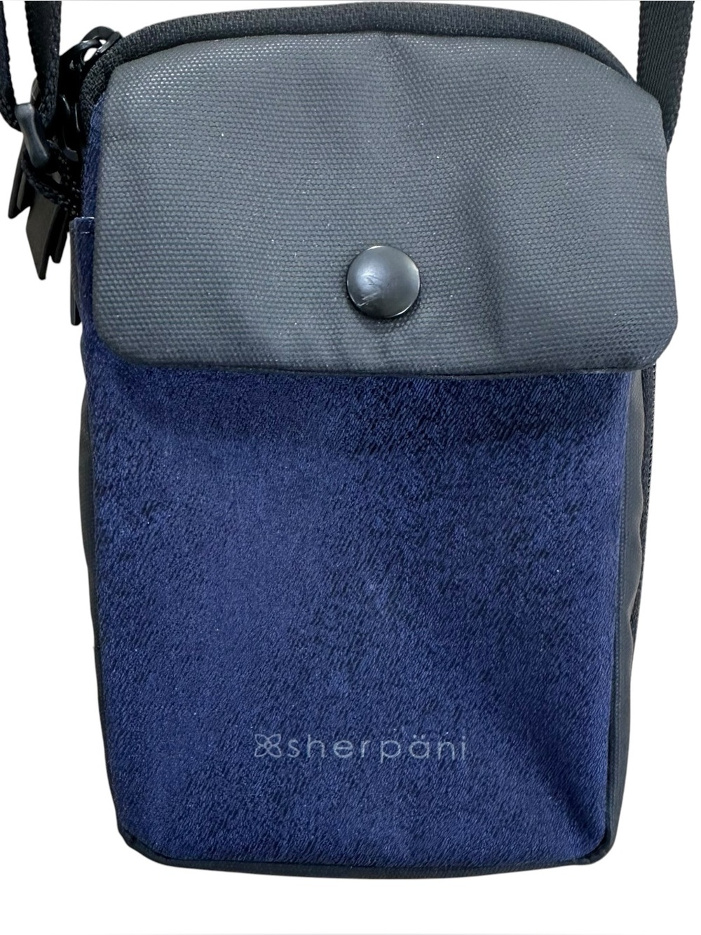 Sherpani Cruz Crossbody Bag Wallet Blue & Black Anti-theft RFID Zip Around